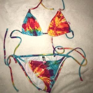 🌈tie dye string bikini👙